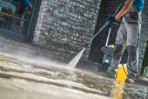 Best Warehouse Cleaning  in Bigfoot, TX